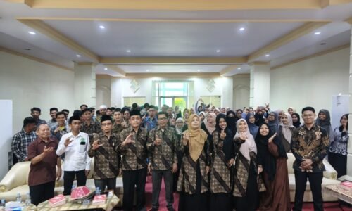 Hangat, Penuh Kenangan, dan Inspiratif: Ramah Tamah Alumni Fakultas Agama Islam Dirangkaikan dengan Pelantikan IKA Fakultas Agama Islam